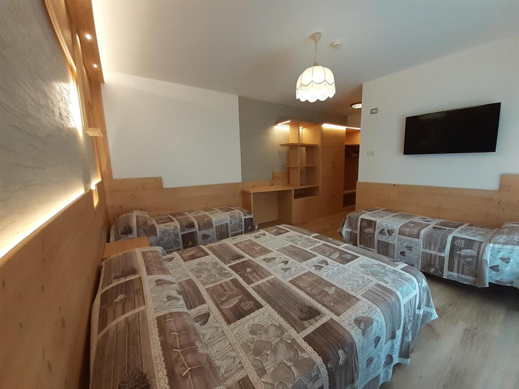Hotel Garni Miramonti Фалкаде Екстериор снимка
